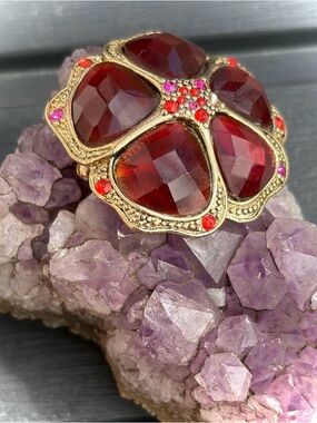 Vintage Signed LC Liz Claiborne Brooch Flower Red Rhinestones Gold-tone #50